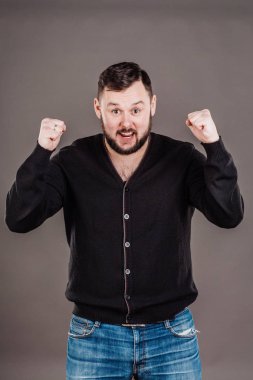 işadamı kaldırdı holding silah  