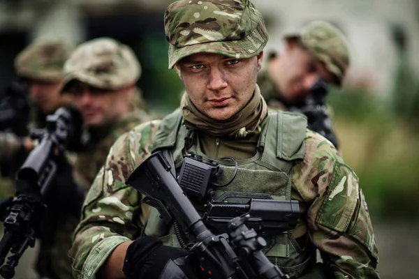 Sniper Armée Britannique Pendant Opération Militaire Dans Ville Guerre Armée — Photo