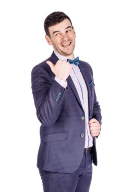 seyir ve parmak hareketi işaret eden işadamı