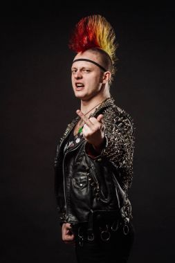Punk rocker Mohawk ile 