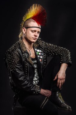 Punk rocker Mohawk ile 