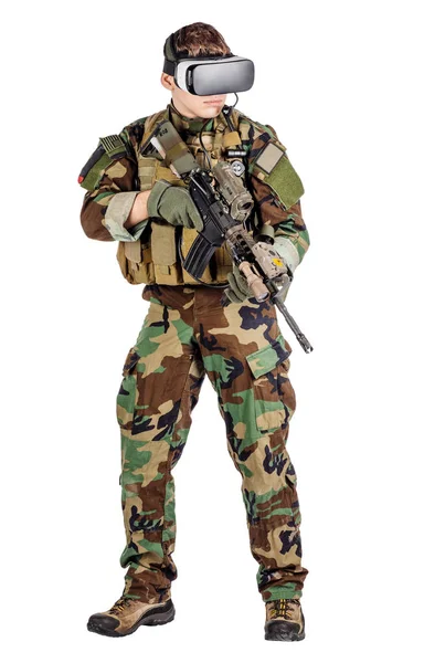 Soldat Mit Virtual Reality Brille Militär Und Technologiekonzept — Stockfoto