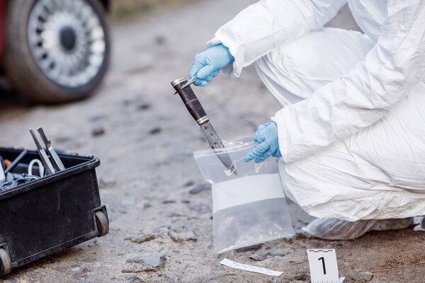 Расследование места преступления - сбор доказательств
