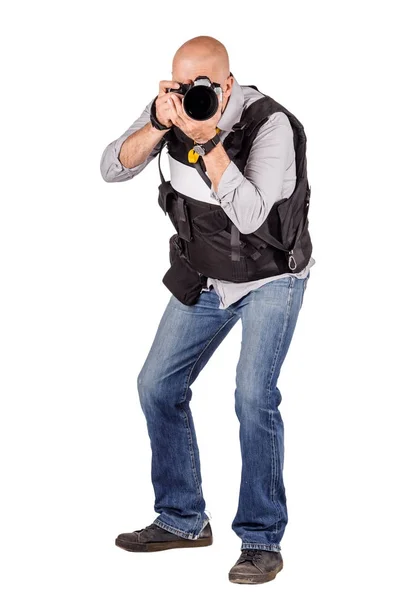 Fotógrafo de prensa militar con una cámara profesional. Aislado sobre fondo blanco — Foto de Stock