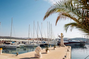 Rogoznica, Hırvatistan - 30 Eylül, 2017: Rogoznica bağlantı noktası, Dalmati