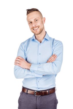çapraz kolları beyaz arka plan üzerinde izole olan işadamı. 