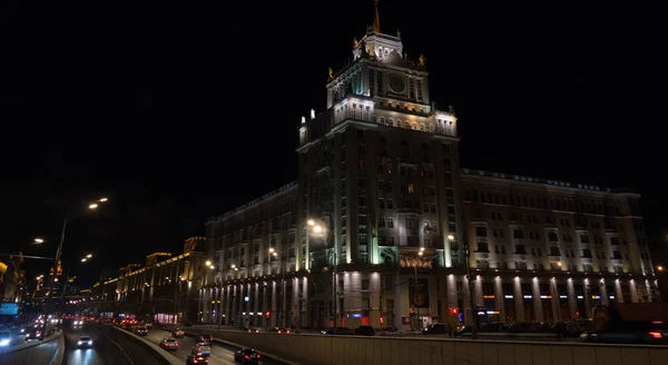 Hotel Beijing i Moskva kvällen vinter — Stockfoto