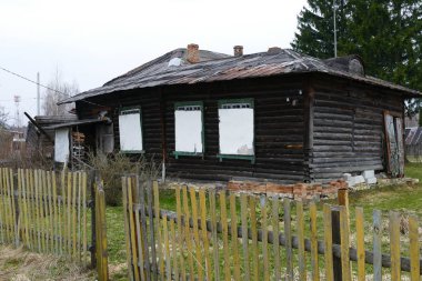 Rusya'nın köyü eski evim