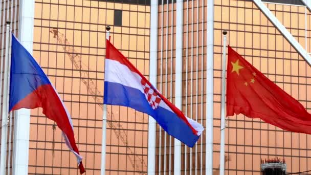 Bandeiras da China, República Checa e Croácia — Vídeo de Stock