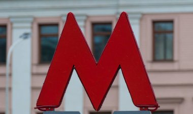 M-yeraltı metro sembolü