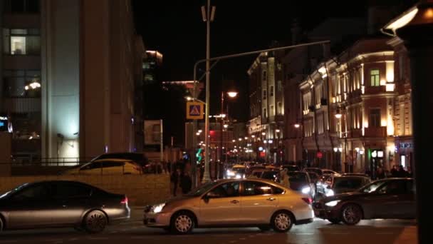 Moskwy wieczorem ulicy w centrum miasta — Wideo stockowe
