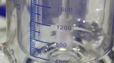 Reaksiyonları karıştırmak için ölçüm aracı