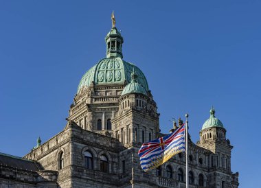 Victoria Bc Canada British Columbia Parlamento Binası ve M.ö. bayrak