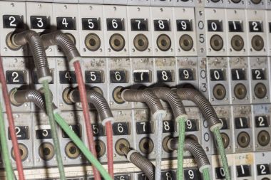 eski telefon santrali kapat