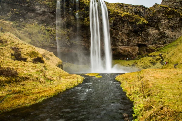 아이슬란드 풍경입니다. 멋진 아이슬란드 자연 풍경입니다. 아름 다운 자연. — 스톡 사진
