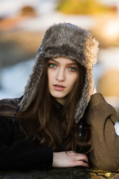 Inverno Menina Tempo Frio Menina Bonita Inverno Livre Mulher Boné — Fotografia de Stock