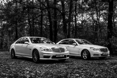 Kişinev, Moldova; 11 Ekim 2017. Moldova Mercedes-Benz Kulübü Festivali. Mercedes-Benz S sınıfı W221. Editoryal fotoğraf