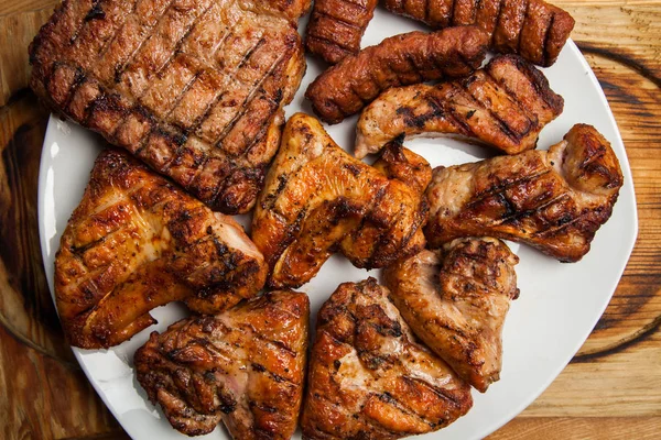 Plat Viande Grillée Mixte Délicieuse Viande Grillée Assortie — Photo