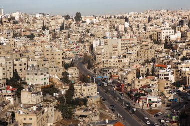 Ürdün 'ün başkenti Amman şehrinin havadan görünüşü. Amman 'ın Şehri.