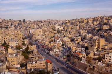 Ürdün 'ün başkenti Amman şehrinin havadan görünüşü. Amman 'ın Şehri.