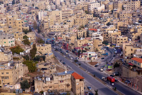 Ürdün 'ün başkenti Amman şehrinin havadan görünüşü. Amman 'ın Şehri.