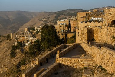 Kerak Şatosu, Ürdün 'de Kerak' ta (El Karak) büyük bir Hristiyan Haçlı kalesi.. 
