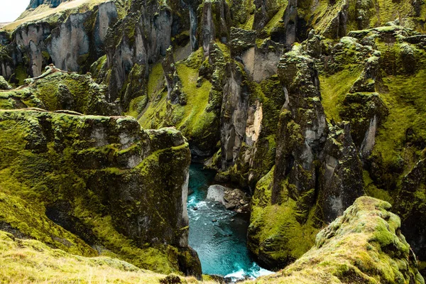 Πολύχρωμη Φθινοπωρινή Φύση Ταξίδι Στην Ισλανδία Όμορφο Ισλανδικό Τοπίο Βουνά — Φωτογραφία Αρχείου