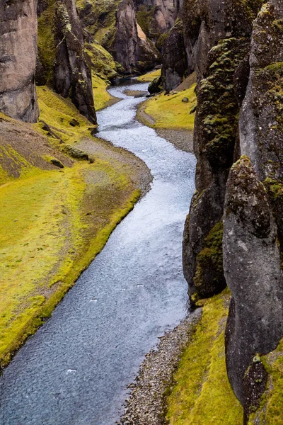 Farbenfrohe Herbstnatur Reise Nach Island Wunderschöne Isländische Landschaft Mit Bergen — Stockfoto