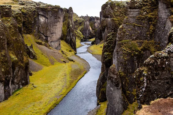 Barevná Podzimní Příroda Cestujte Island Krásná Islandská Krajina Horami Oblohou — Stock fotografie