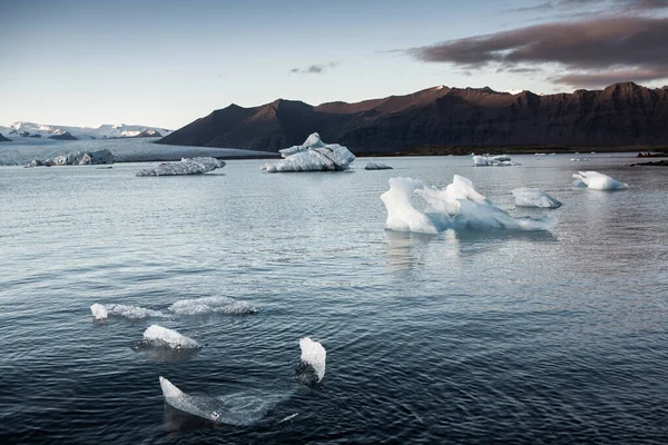 Diamond Beach Izland Jég Fekete Jokulsarlon Gleccser Lagúna Strandon Izlandi — Stock Fotó