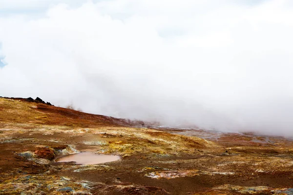 Renkli Sonbahar Doğası Zlanda Git Dağları Gökyüzü Bulutları Olan Güzel — Stok fotoğraf