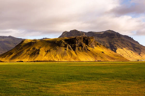 Nature Automnale Colorée Voyage Islande Beau Paysage Islandais Avec Montagnes — Photo