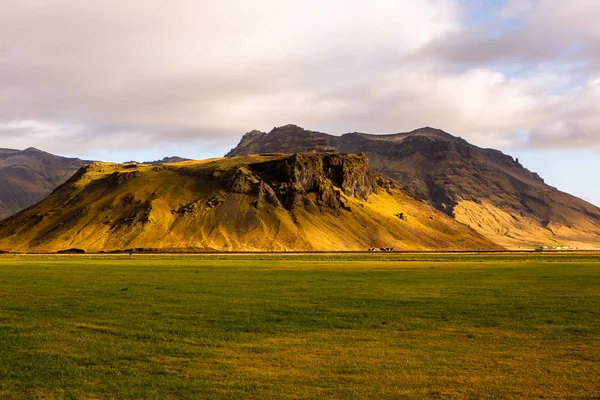 Colorful Autumn Nature Travel Iceland Beautiful Icelandic Landscape Mountains Sky — Stockfoto