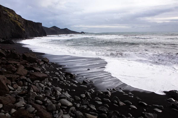 Beautiful Coast Atlantic Ocean Mountains Waves North Atlantic Ocean Crashing — Stock Photo, Image