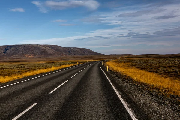 Camino Través Islandia Paisaje Camino Coche Viaje Escénico Puesta Sol — Foto de Stock