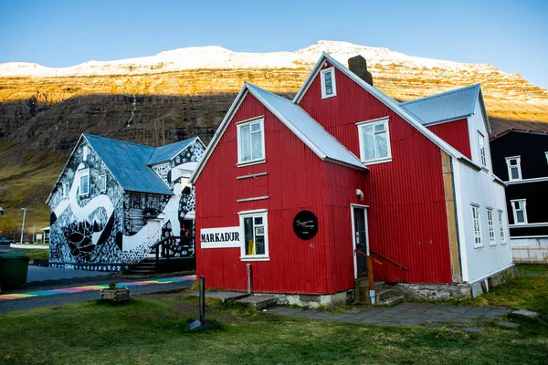 Scenic View Small Town Seydisfjordur East Iceland Picturesque Rural Town — ストック写真