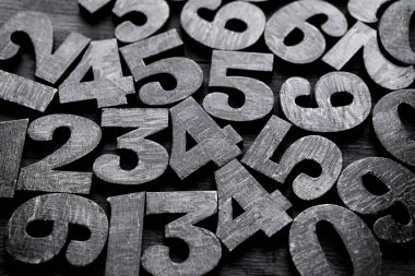 Rakamların geçmişi. Sıfırdan dokuza kadar. Sayıların dokusu. Mali veri kavramı. Matematik. Sayılarla kusursuz desen. finansal kriz konsepti. İş başarısı. 