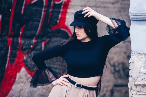 Modeporträt Der Stilvollen Hübschen Brünette Junge Frau Freien Coole Hipster — Stockfoto