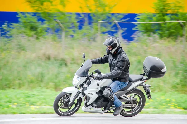 Uljanovsk Ryssland Juli 2019 Motorcykelförare Motorcykel Väg Röstnedsättning — Stockfoto