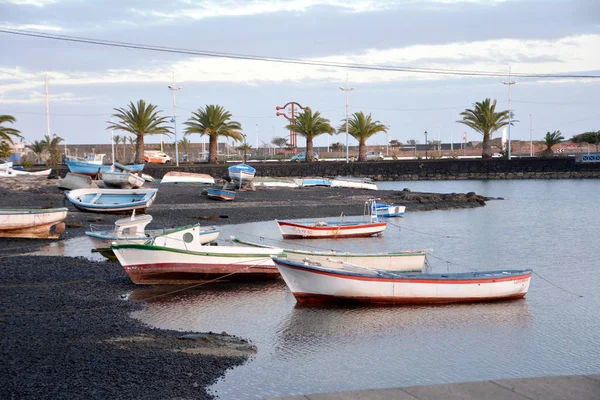 Stadsgezicht van hoofdstad Arrecife van Lanzarote Canarischeeilanden, Spanje. — Stockfoto