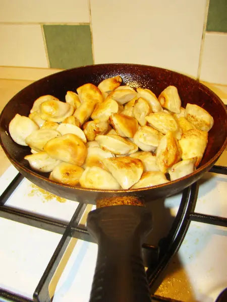 Găluște pan-prăjit — Fotografie, imagine de stoc