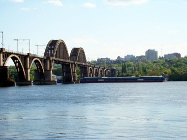 Dnepropetrovsk Nehri Köprüsü