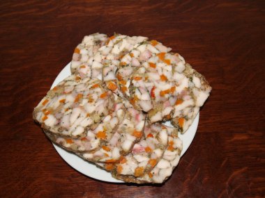 Bir kase dilimlenmiş kas