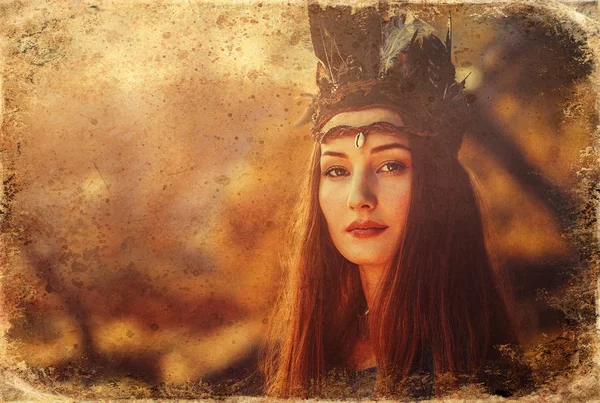 Beautiful shamanic woman with headband in the nature. — Stock Photo, Image