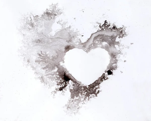 Akvarell stänk hjärta på vitt papper bakgrund. — Stockfoto