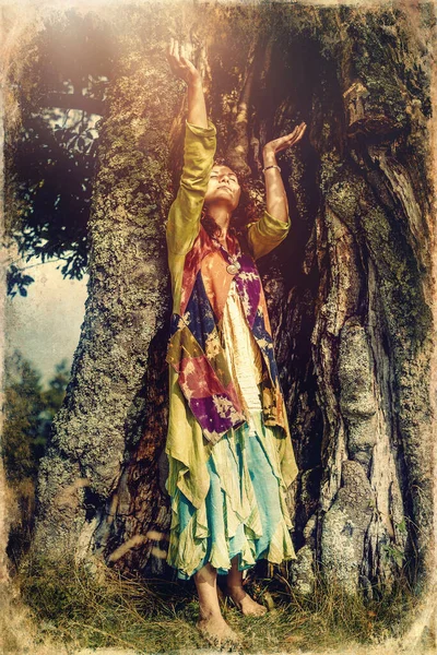 Beautiful Shamanic Girl Nature Old Photo Effect — Stock Photo, Image