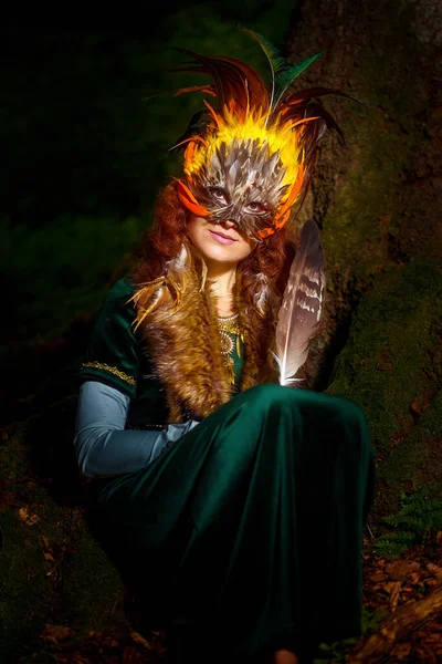 Girl Shamanic Feather Mask Historic Dress Woodland Surroundings — Stock Photo, Image