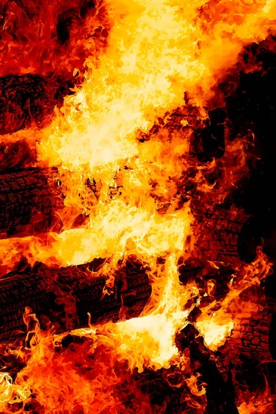 Fascinating Graphic Detail Burning Fire Consuming Wooden Logs — Stock Photo, Image