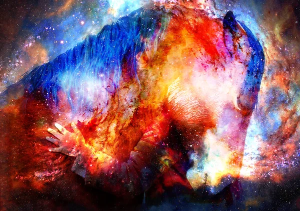 可爱的马和一个女孩 女孩抱着一匹马在宇宙中 电脑拼贴 — 图库照片