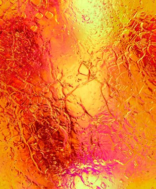 Metalik yapı ve yansımalarla soyut arkaplan